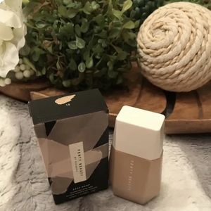 Fenty Beauty by Rihanna, Eaze Drop Blurring Skin Tint, Shade 10, NIB, 1.08 fl oz